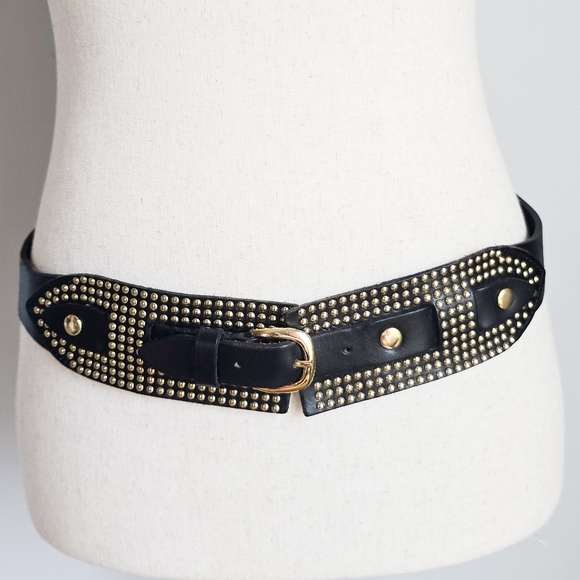 Linea Pelle Collection, Black Leather Gold Studded Statement Belt Size Medium - Picture 12 of 12
